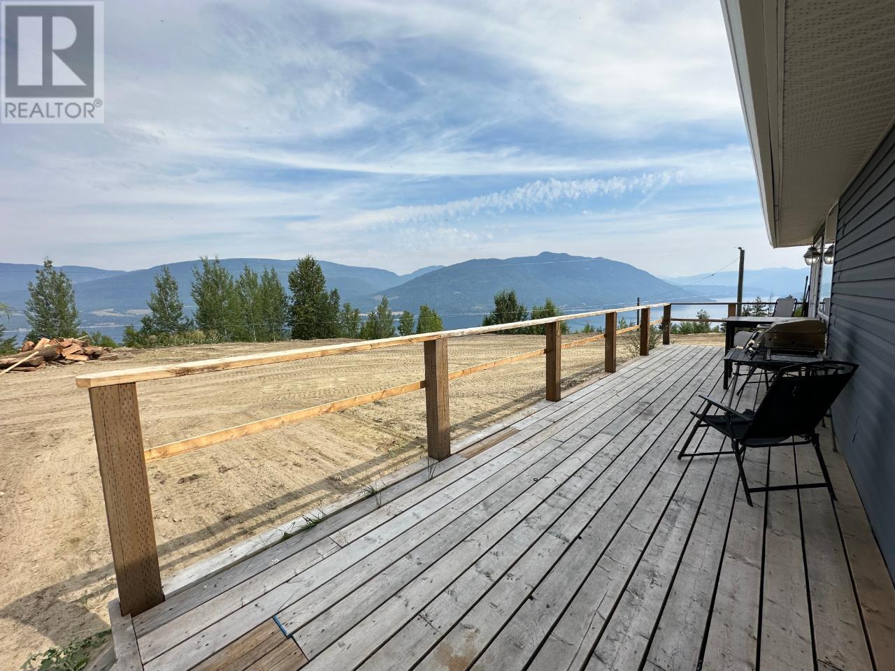 Photo 25 of 4652 Rose Crescent, Eagle Bay BC