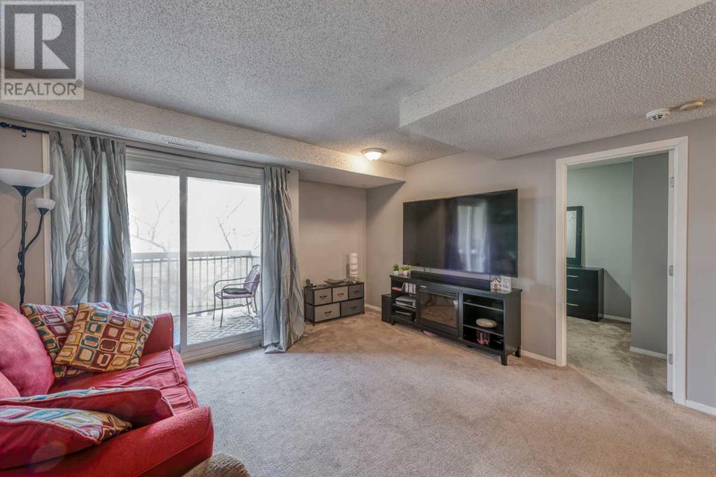 Single Family House for Sale in    Street SW Glenbrook Calgary 