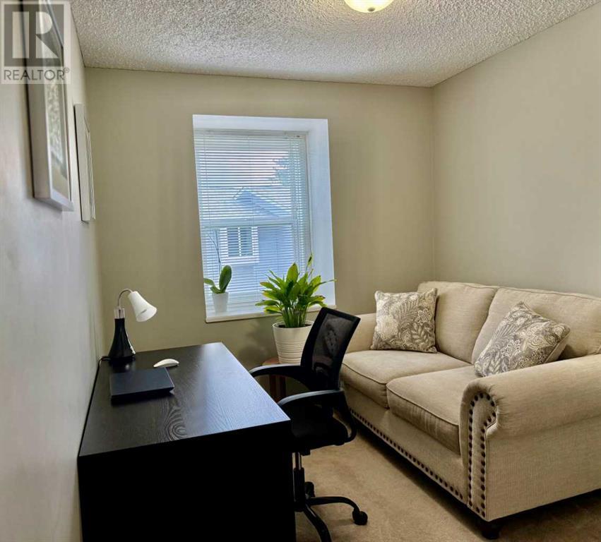 Single Family House for Sale in    Avenue SW Glamorgan Calgary 
