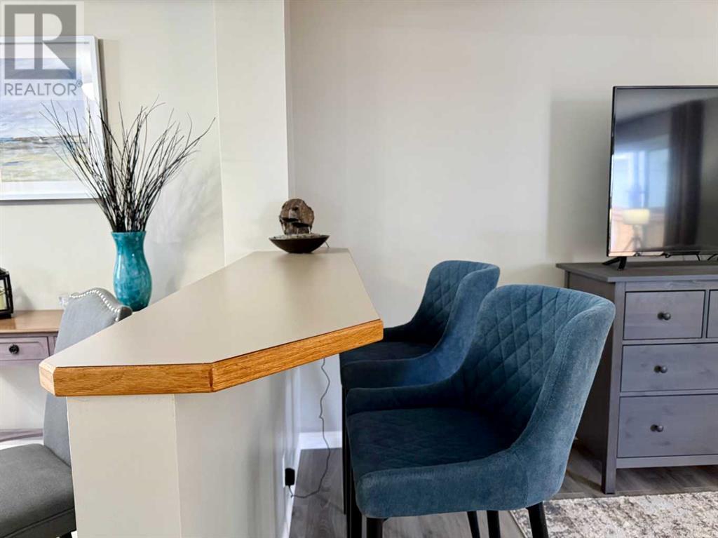 Single Family House for Sale in    Avenue SW Glamorgan Calgary 