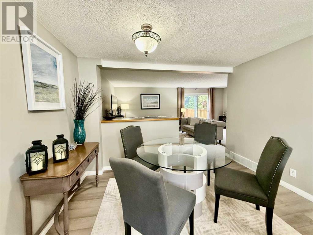 Single Family House for Sale in    Avenue SW Glamorgan Calgary 