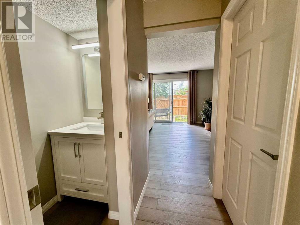 Single Family House for Sale in    Avenue SW Glamorgan Calgary 