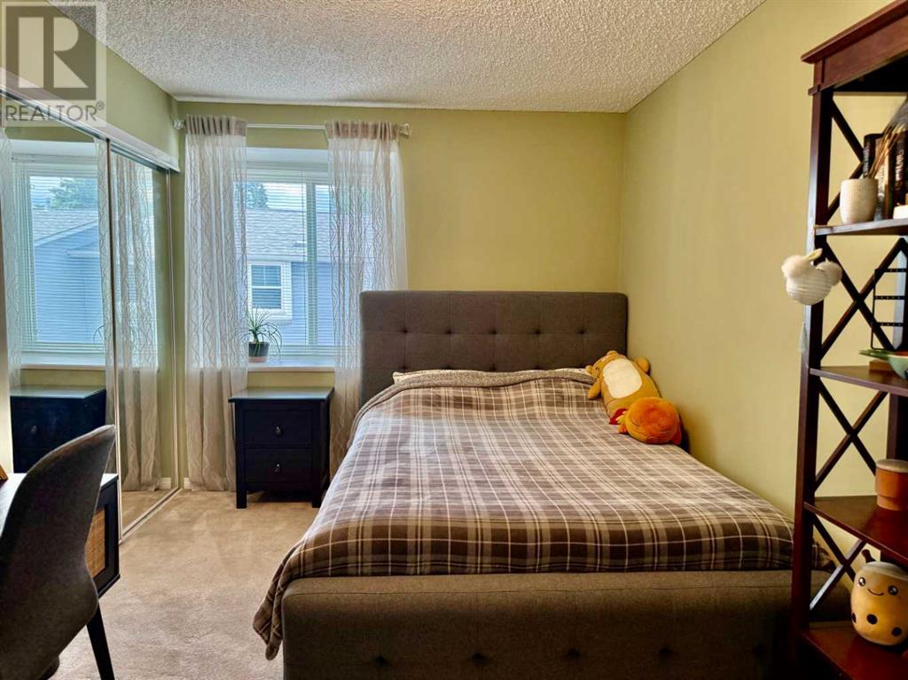Single Family House for Sale in    Avenue SW Glamorgan Calgary 