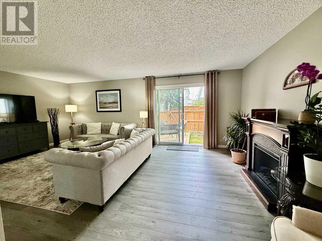 Single Family House for Sale in    Avenue SW Glamorgan Calgary 
