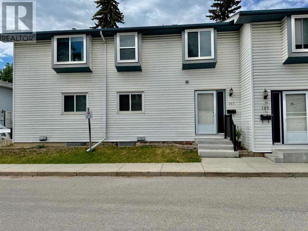 Single Family House for Sale in    Avenue SW Glamorgan Calgary 