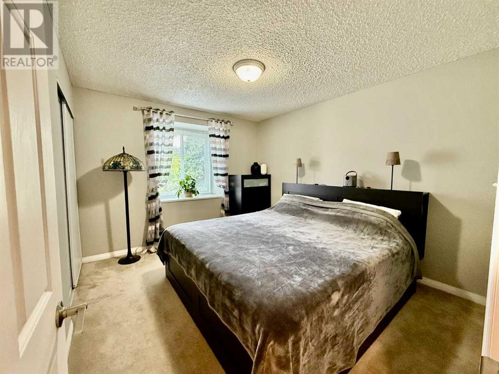 Single Family House for Sale in    Avenue SW Glamorgan Calgary 
