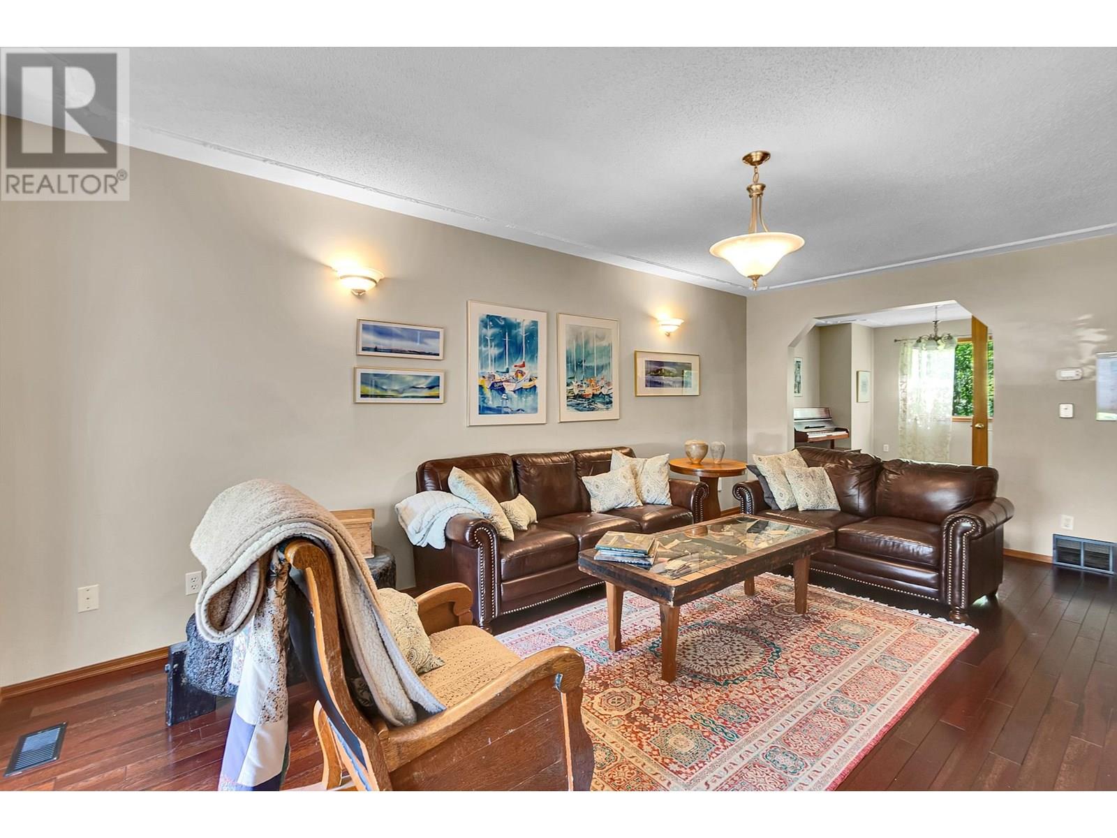 Photo 13 of 3825 Grace Crescent, Prince George BC