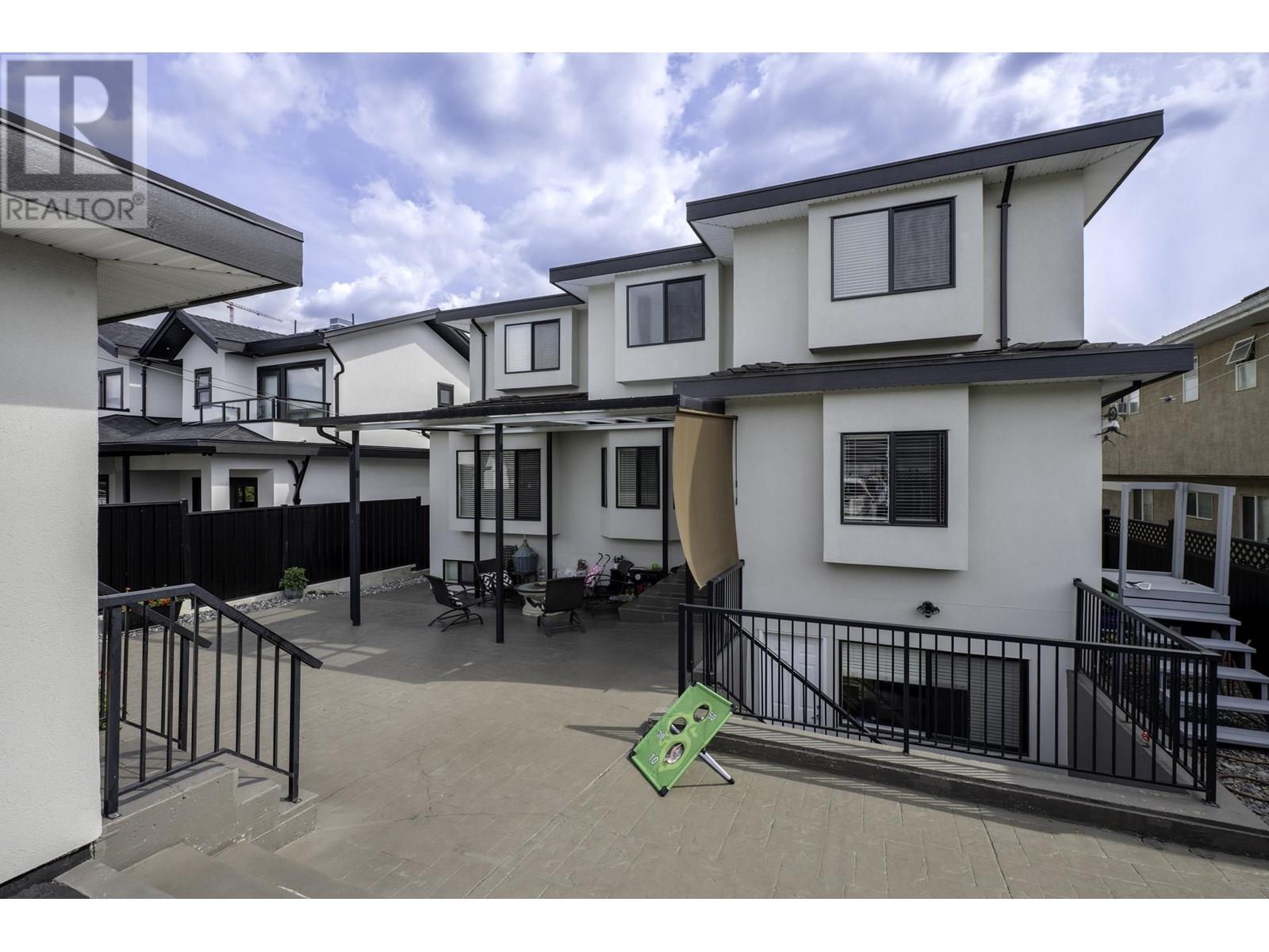 Photo 17 of 4265 Grant Street, Burnaby BC