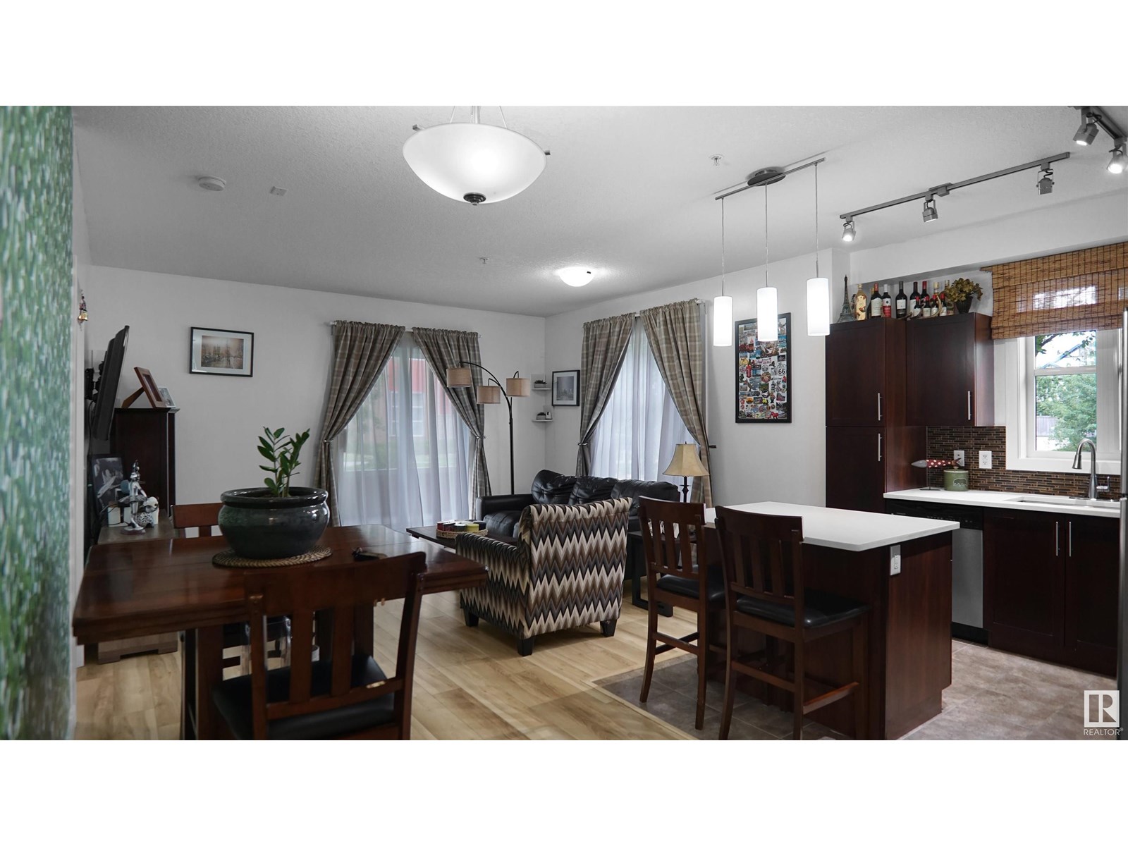 Photo 3 of 105 2584 Anderson Wy Sw, Edmonton AB
