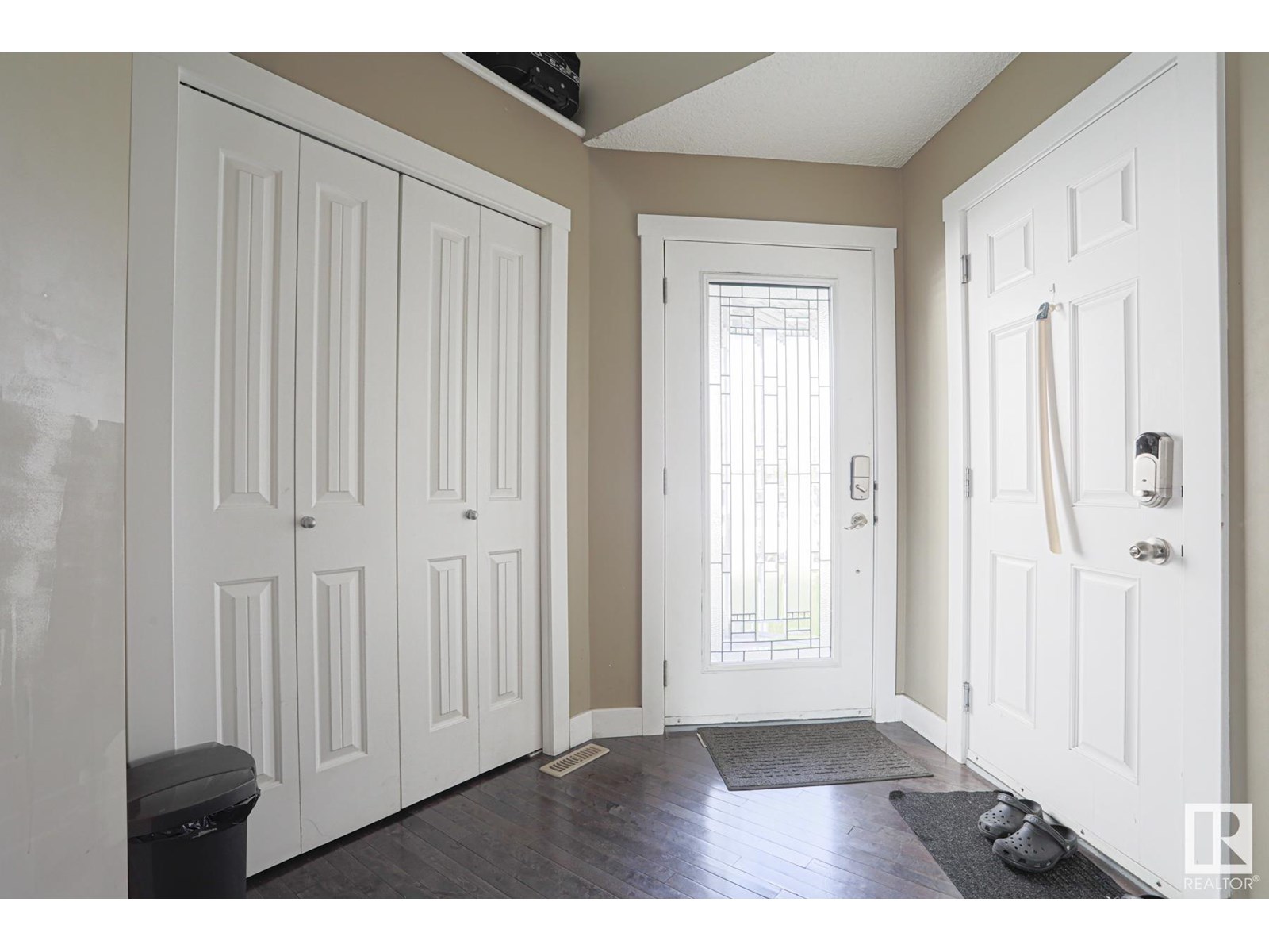 Photo 12 of 1125 37 B Av Nw Nw, Edmonton AB