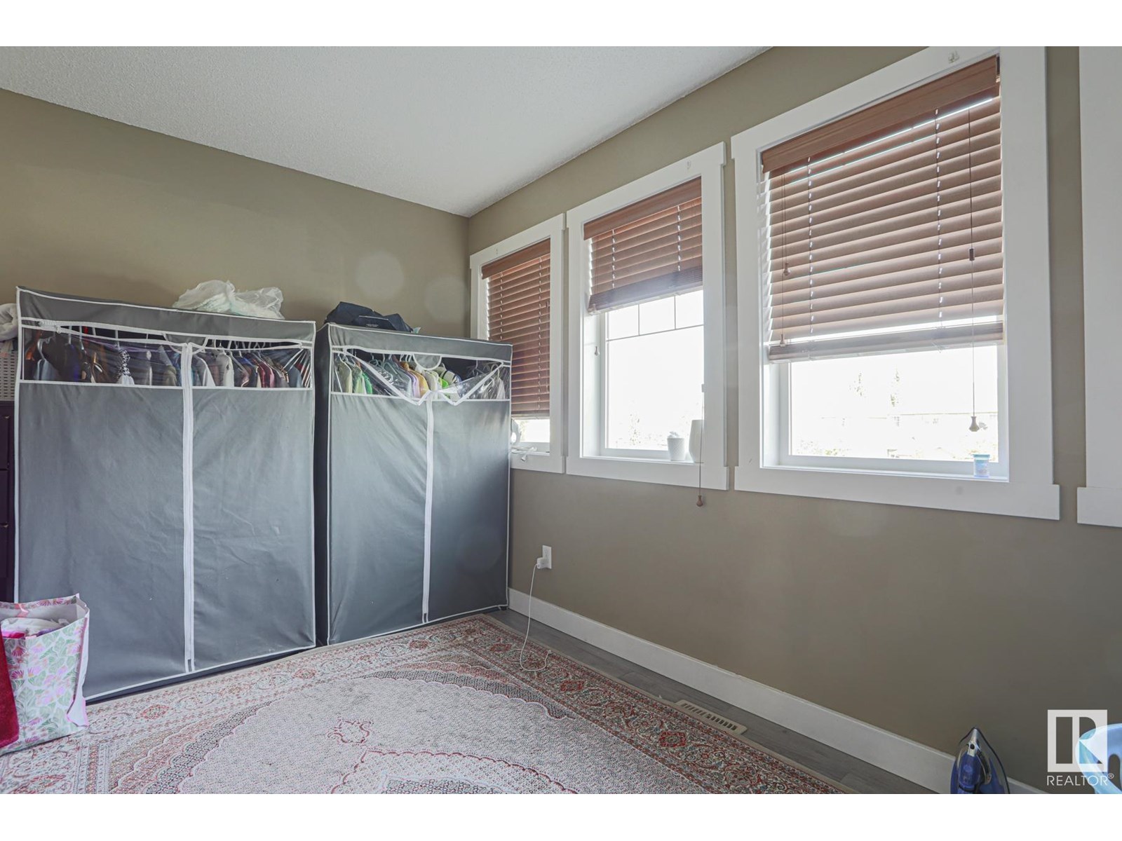 Photo 8 of 1125 37 B Av Nw Nw, Edmonton AB