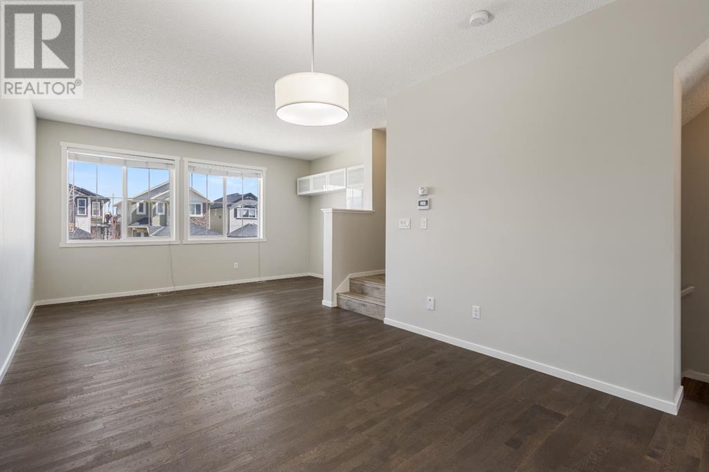 Single Family House for Sale in  Kinlea Way NW Kincora Calgary 