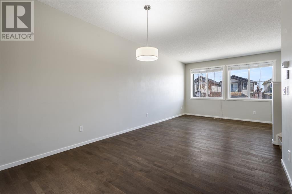 Single Family House for Sale in  Kinlea Way NW Kincora Calgary 