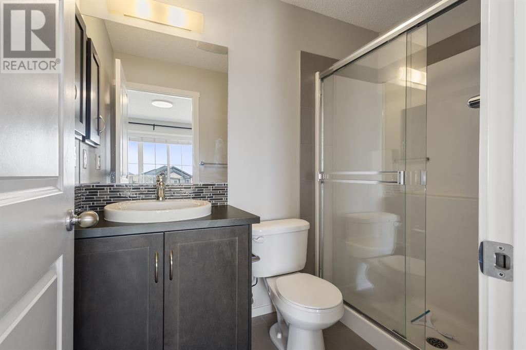 Single Family House for Sale in  Kinlea Way NW Kincora Calgary 