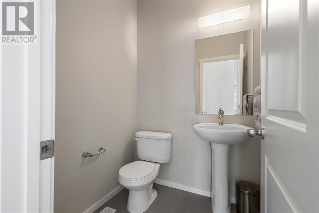 Single Family House for Sale in  Kinlea Way NW Kincora Calgary 