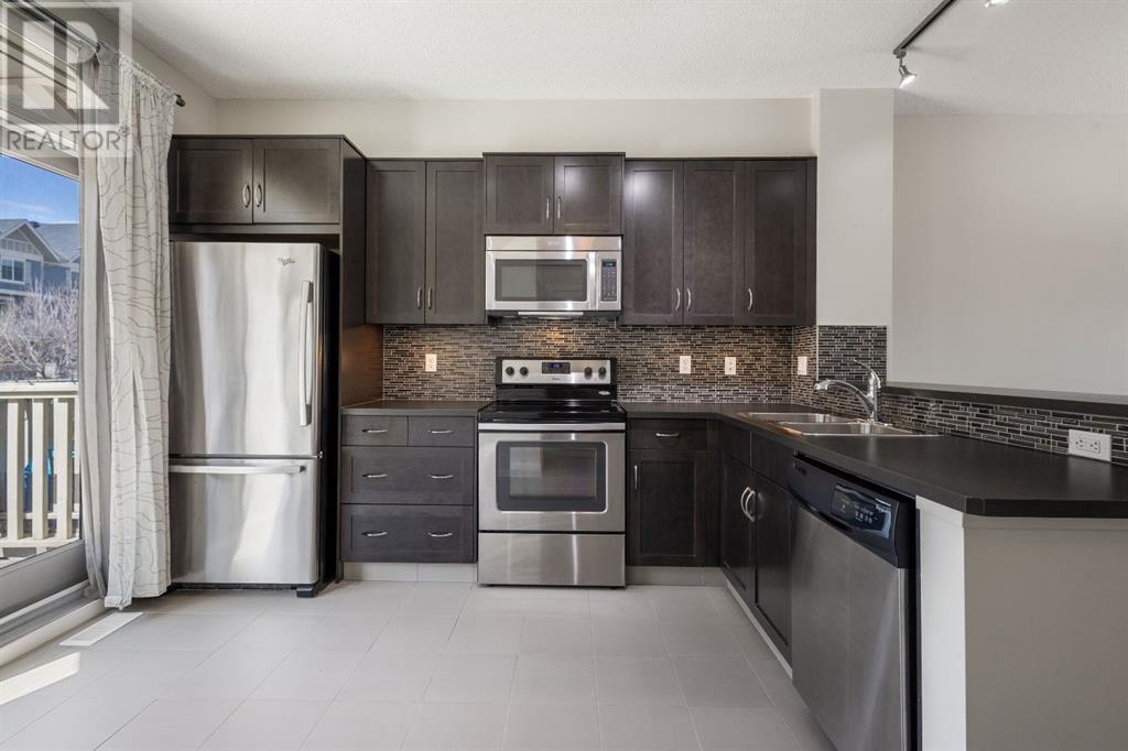 Single Family House for Sale in  Kinlea Way NW Kincora Calgary 