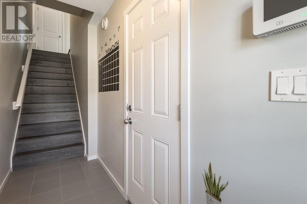Single Family House for Sale in  Kinlea Way NW Kincora Calgary 