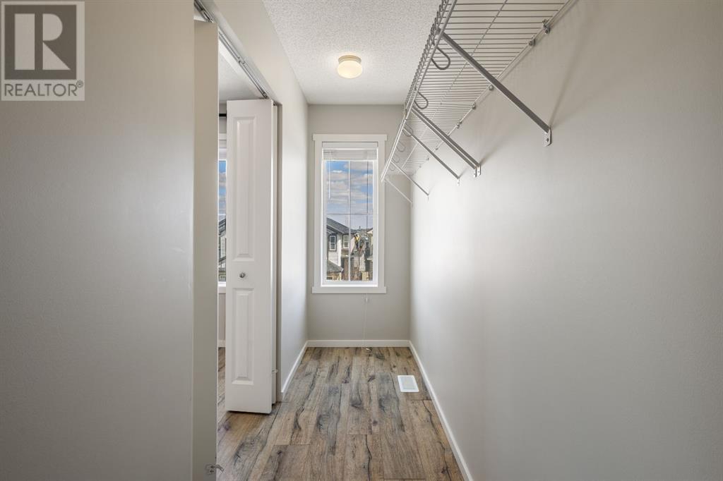 Single Family House for Sale in  Kinlea Way NW Kincora Calgary 
