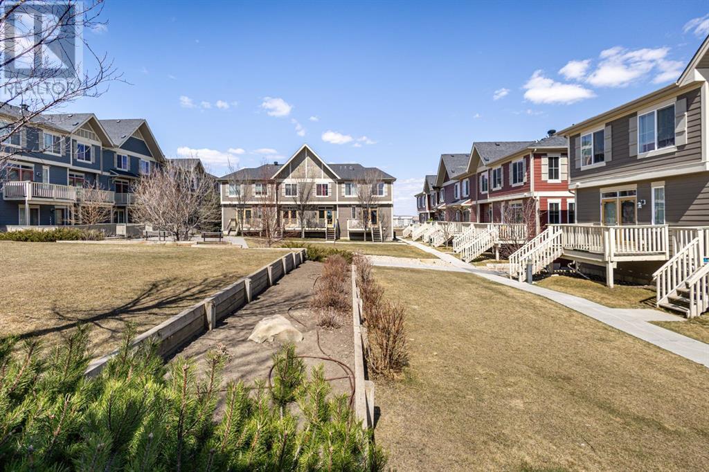 Single Family House for Sale in  Kinlea Way NW Kincora Calgary 