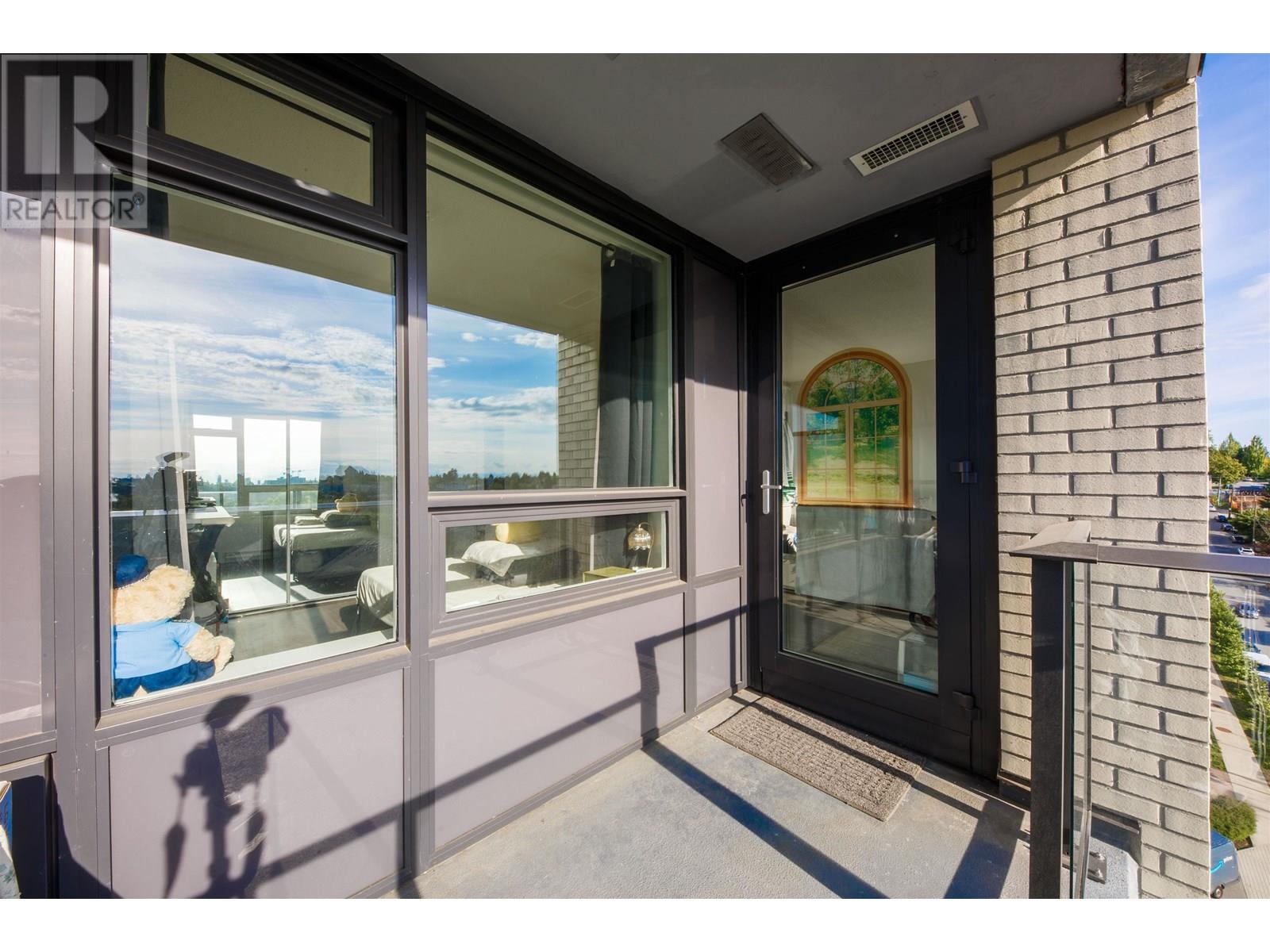 Photo 17 of 1003 5470 Ormidale Street, Vancouver BC
