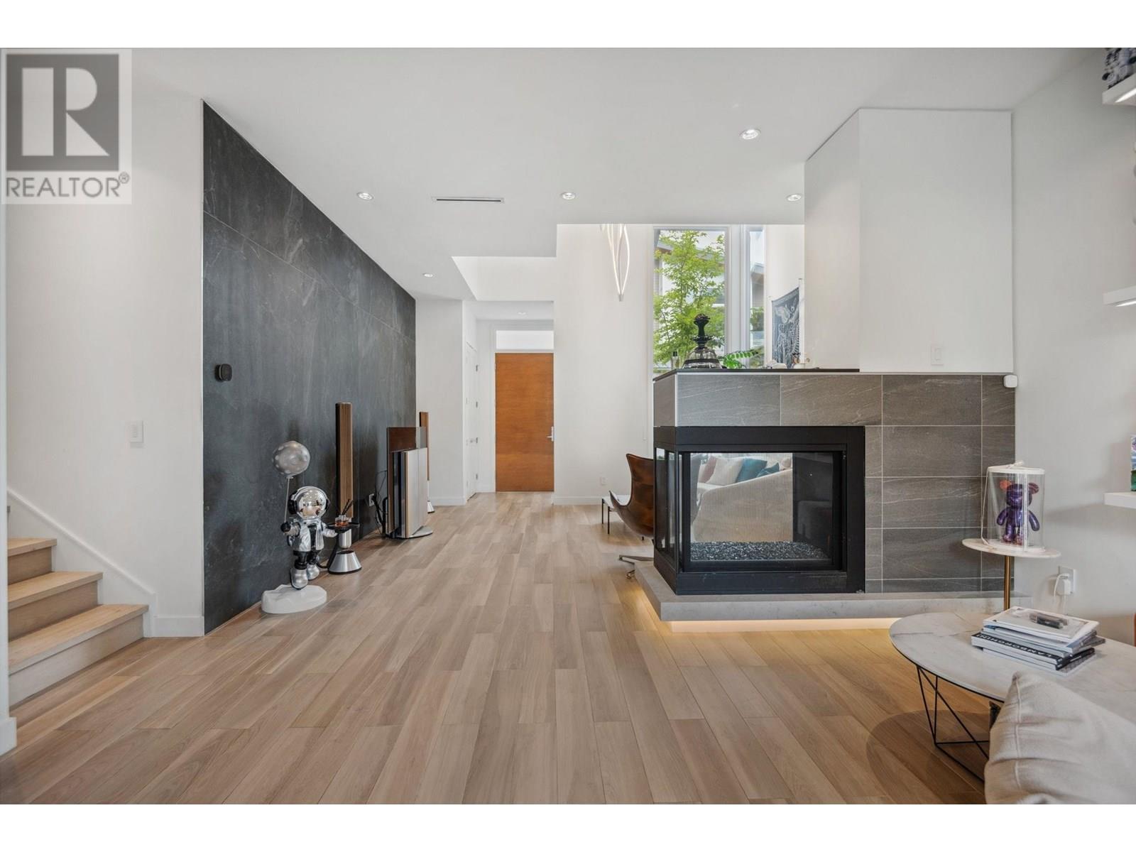 18 9055 DAYTON AVENUE, Richmond