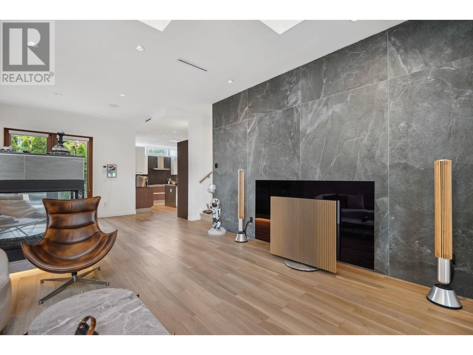 18 9055 DAYTON AVENUE, Richmond