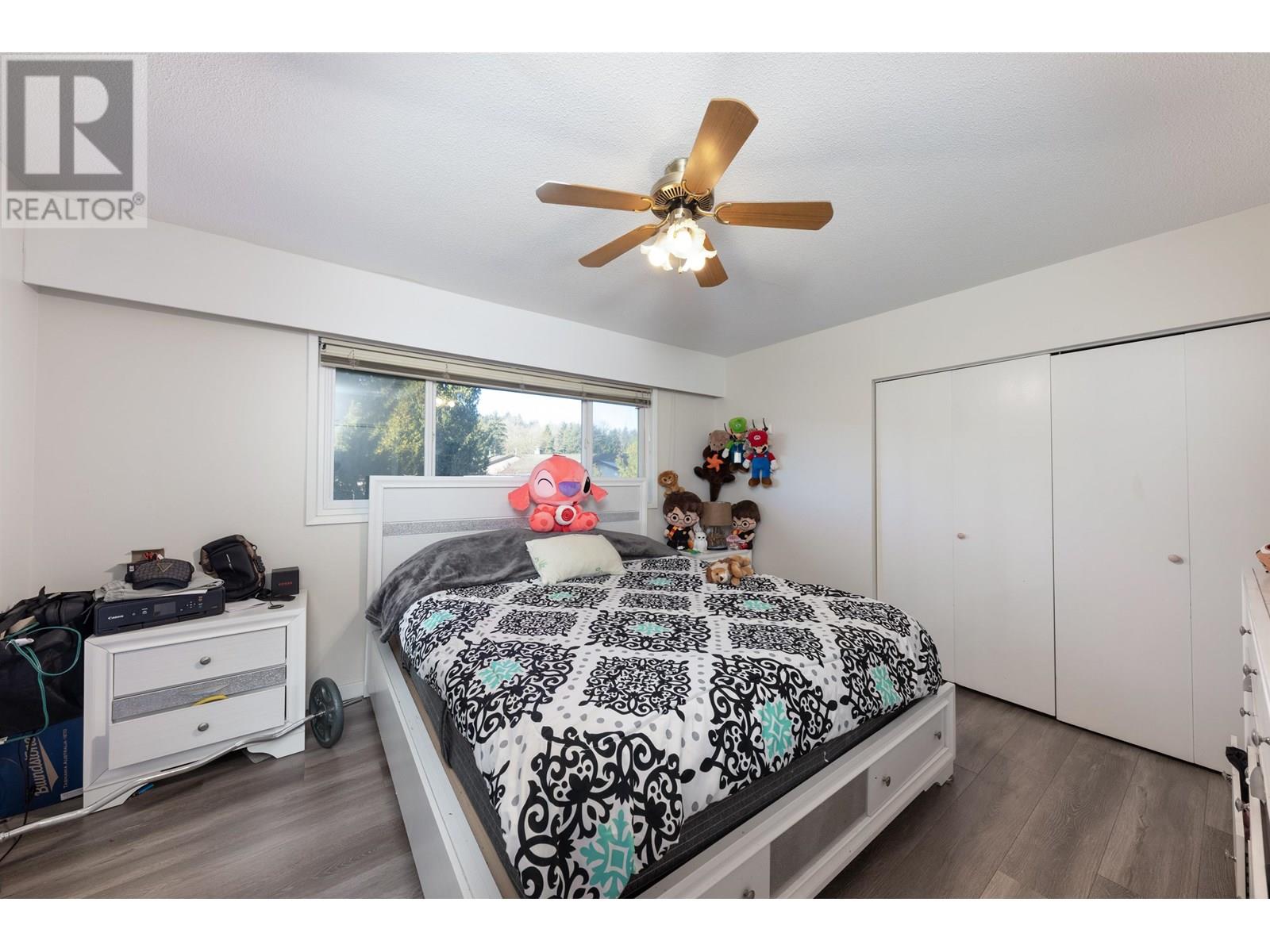 Photo 2 of 830 Irvine Street, Coquitlam BC