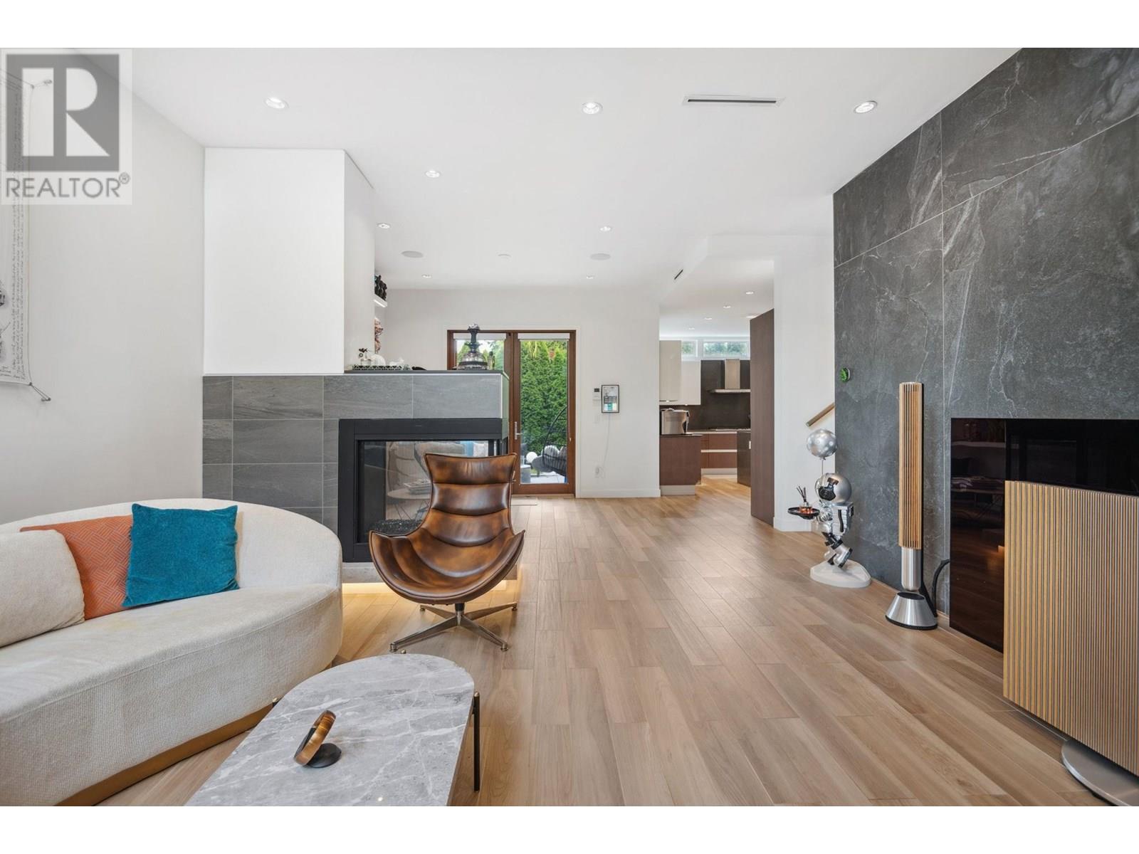 18 9055 DAYTON AVENUE, Richmond