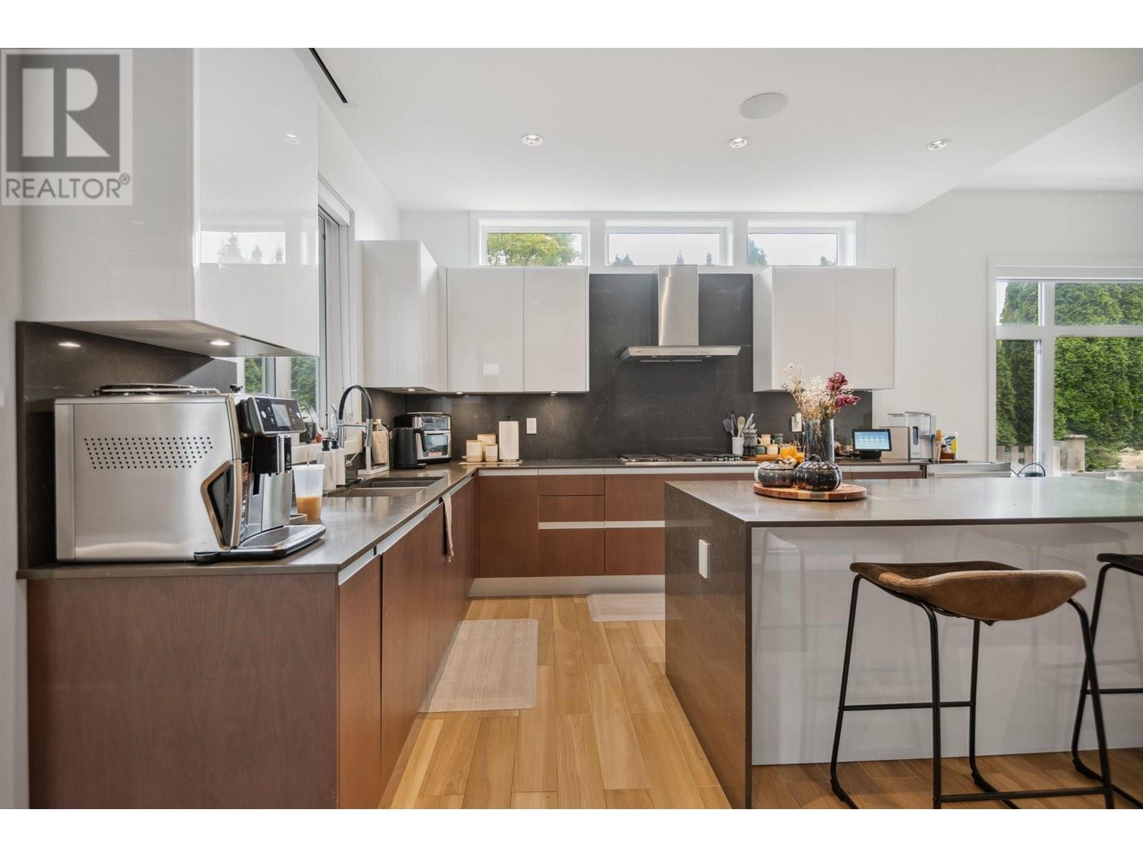 18 9055 DAYTON AVENUE, Richmond