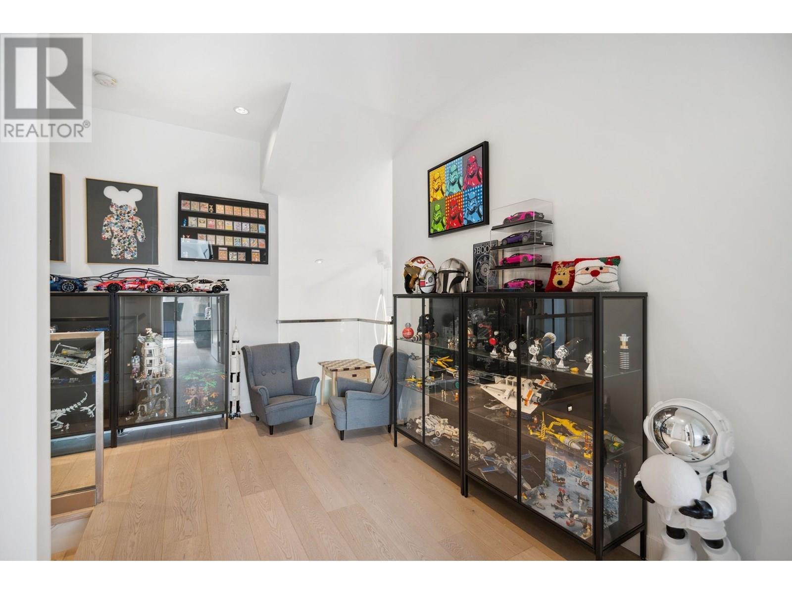 18 9055 DAYTON AVENUE, Richmond