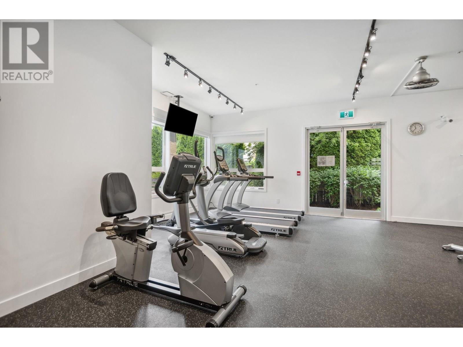 18 9055 DAYTON AVENUE, Richmond