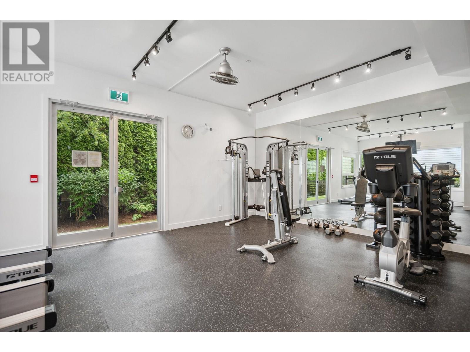 18 9055 DAYTON AVENUE, Richmond