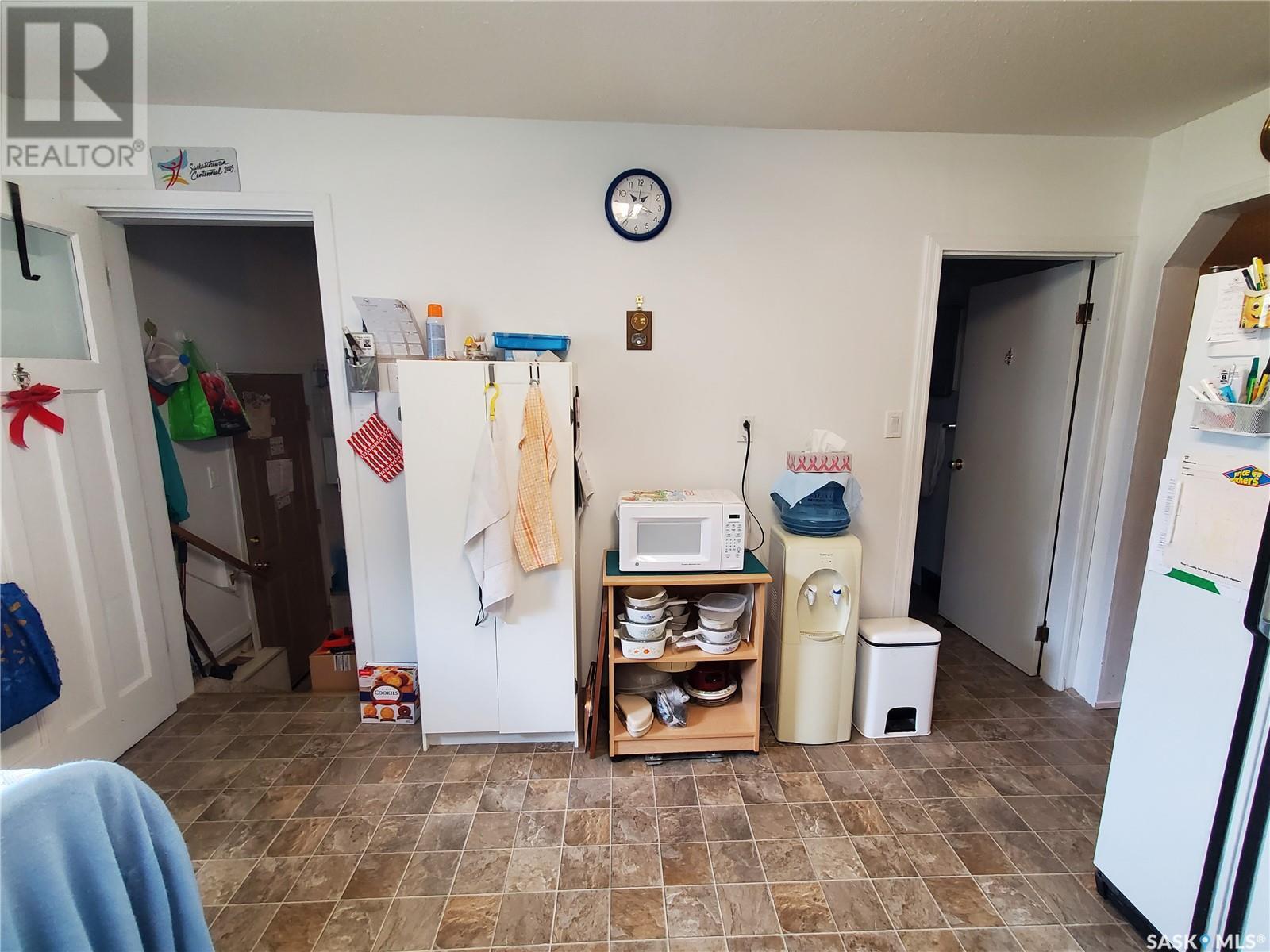 Photo 7 of 3160 Rutland Avenue, Gull Lake SK