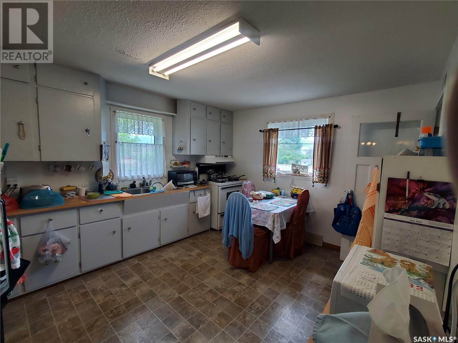 Photo 8 of 3160 Rutland Avenue, Gull Lake SK