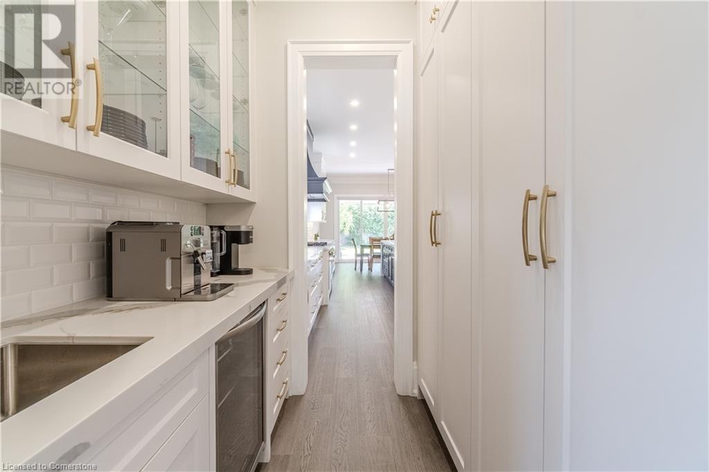 Photo 10 of 160 White Pines Drive, Burlington ON