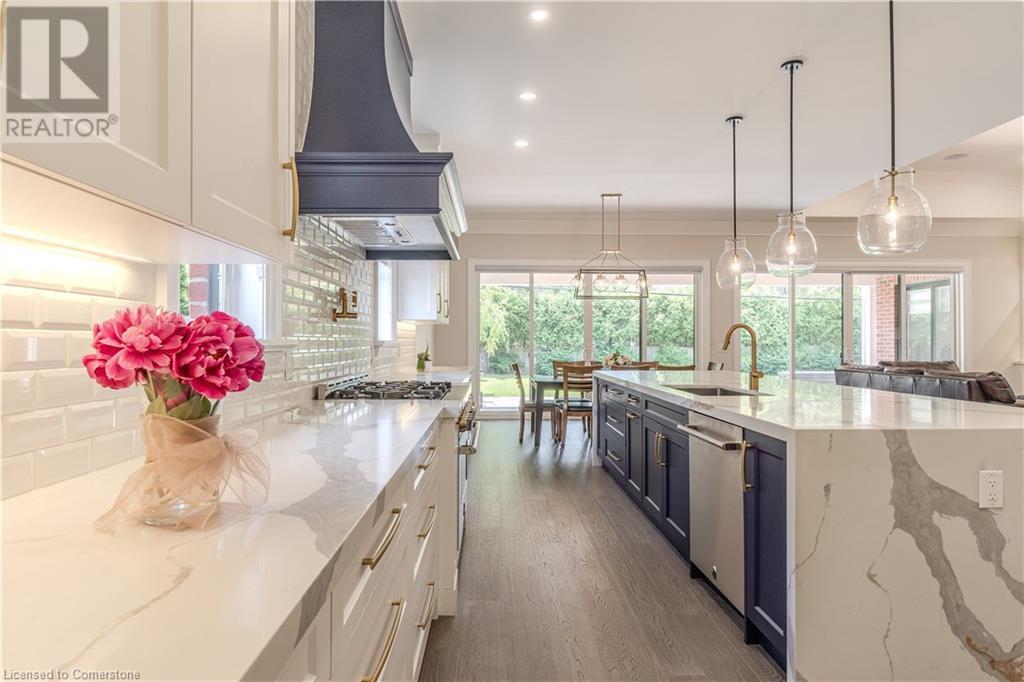 Photo 7 of 160 White Pines Drive, Burlington ON