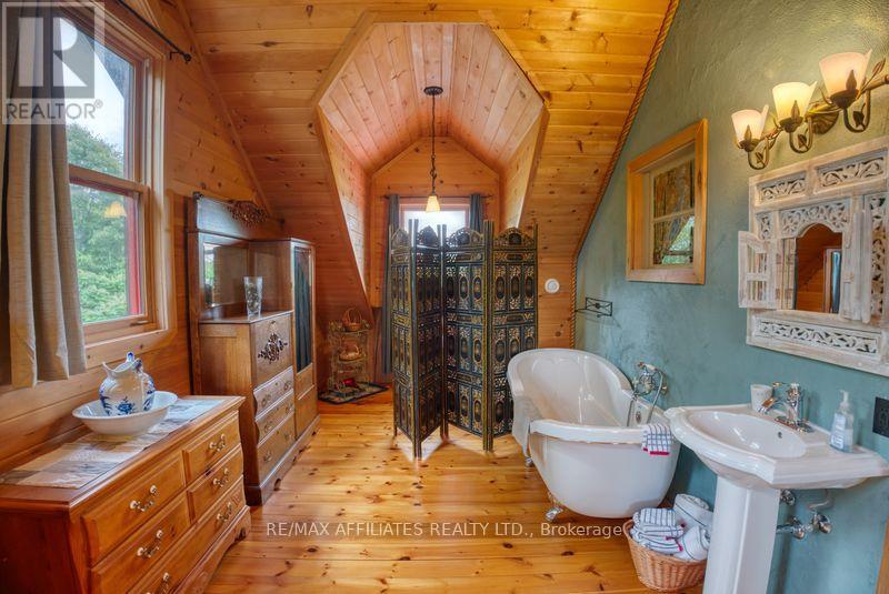 Photo 22 of D 1602 Crozier Road, Tay Valley ON