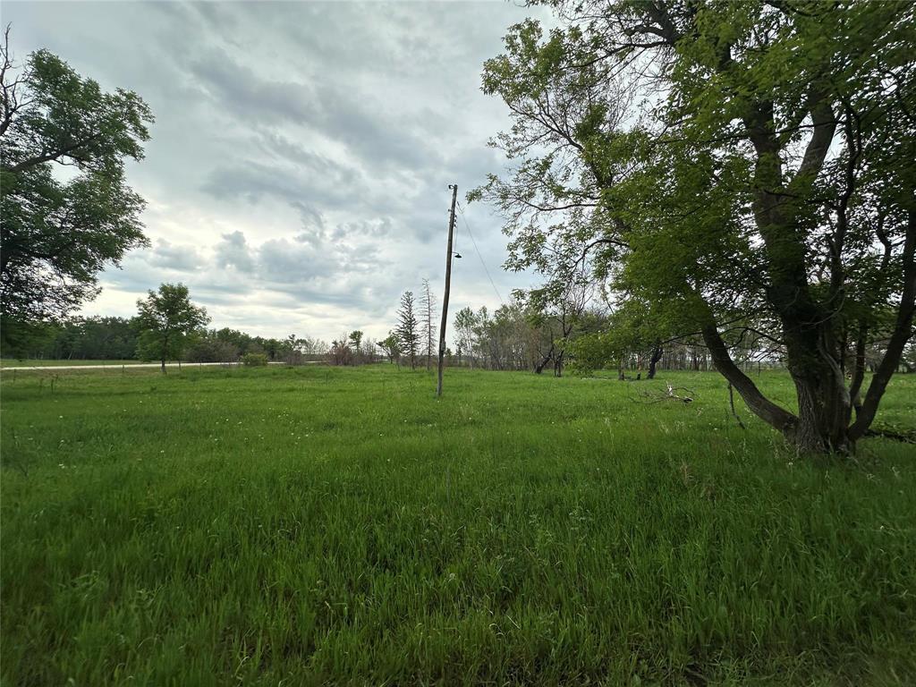 Photo 5 of 90122 32 E Road, Libau MB