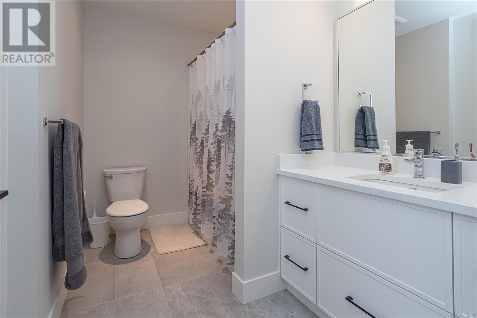  1212 Moonstone Loop, Langford