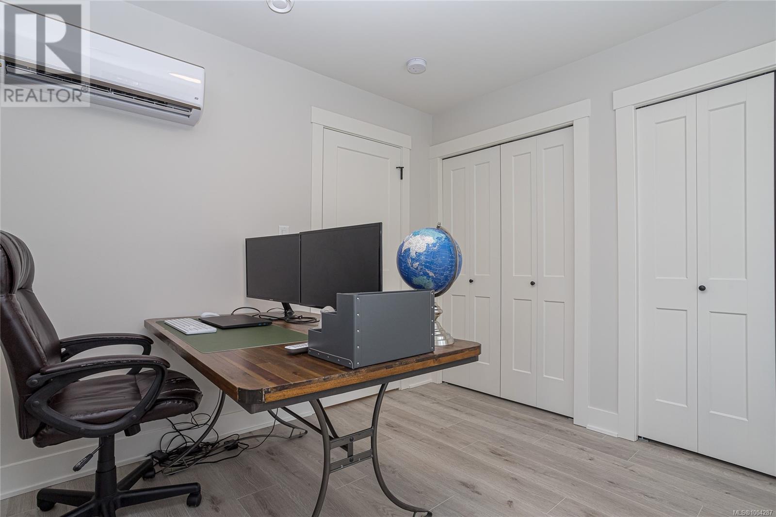  1212 Moonstone Loop, Langford