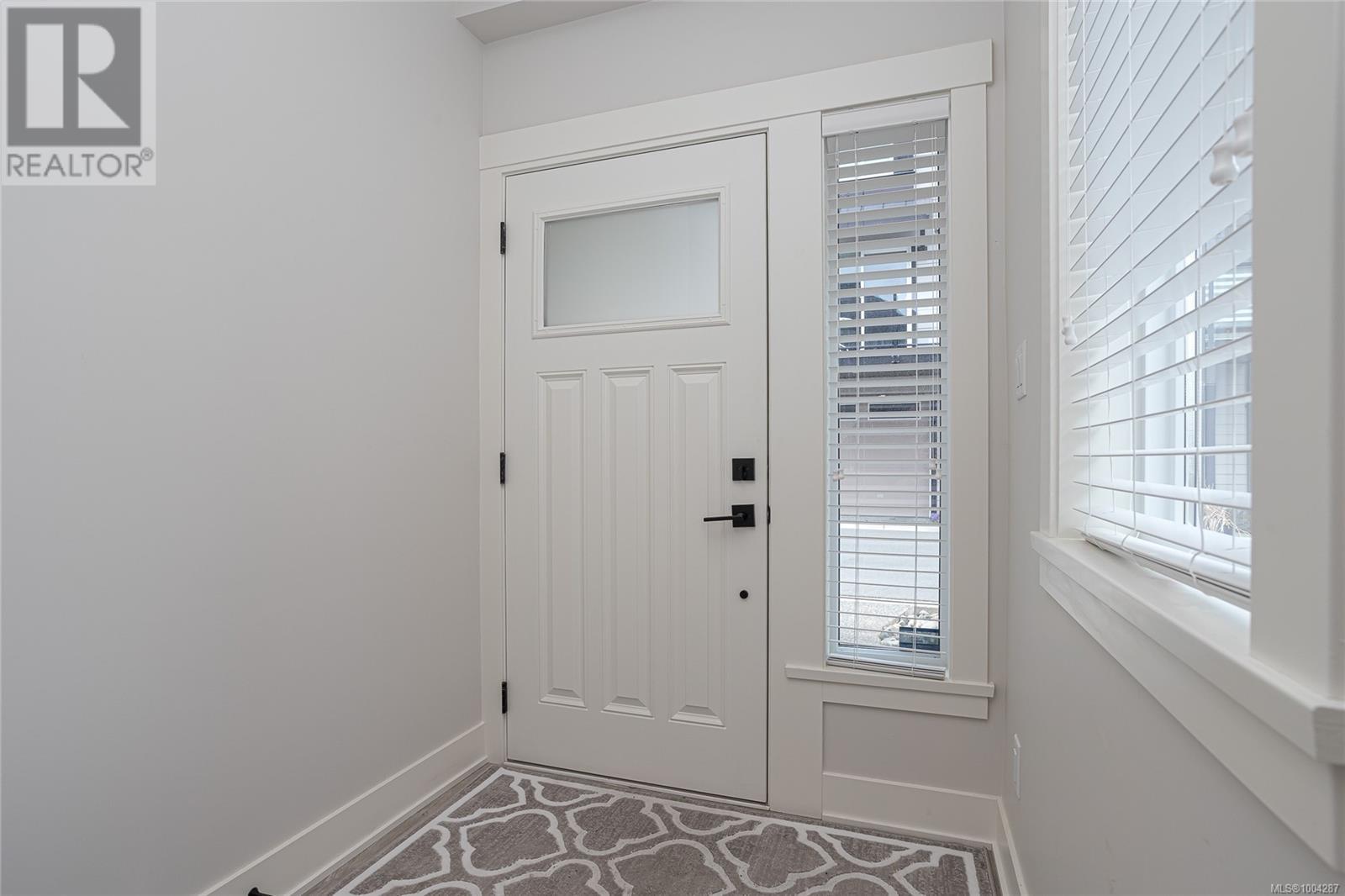  1212 Moonstone Loop, Langford