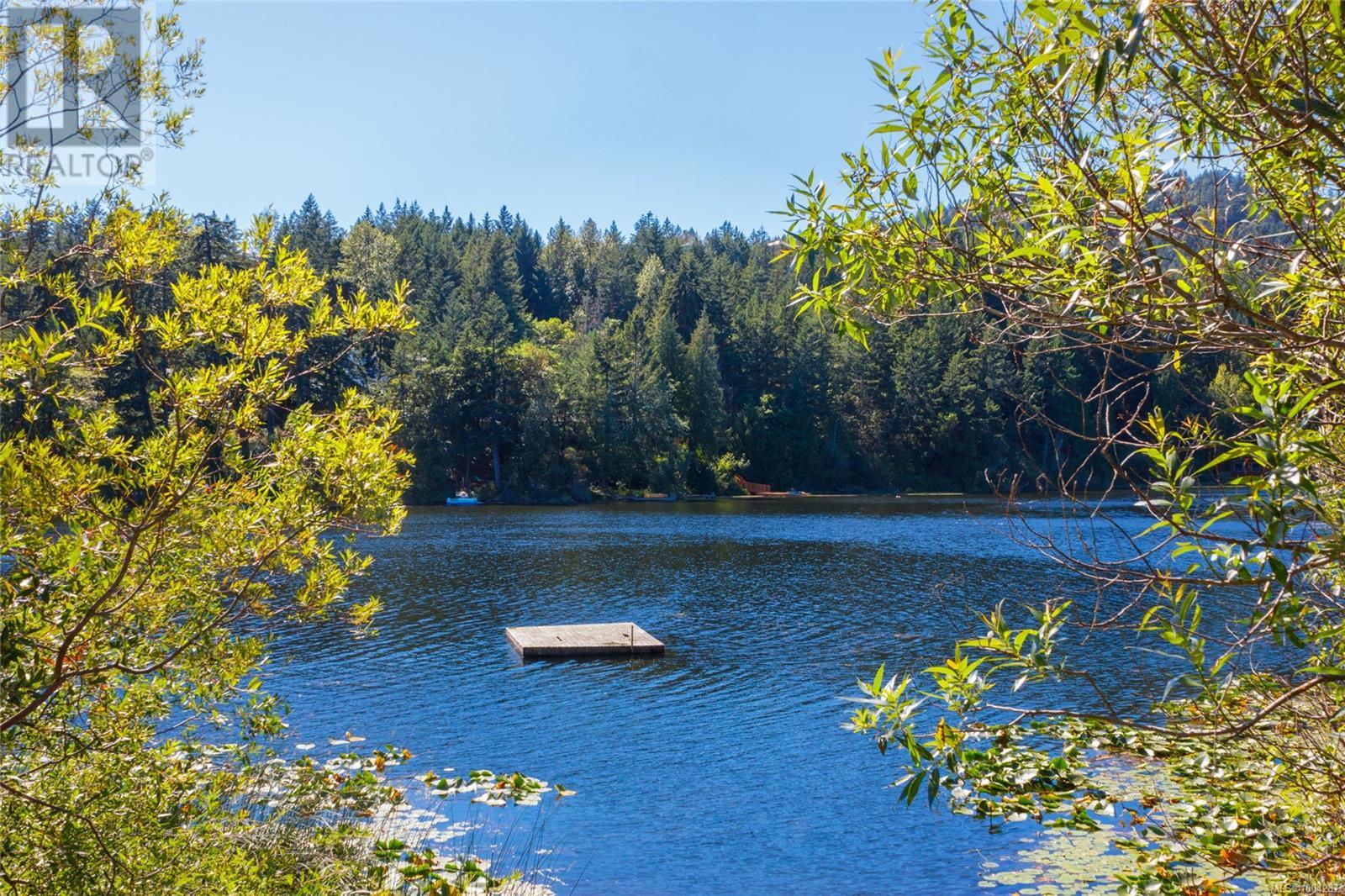  1212 Moonstone Loop, Langford