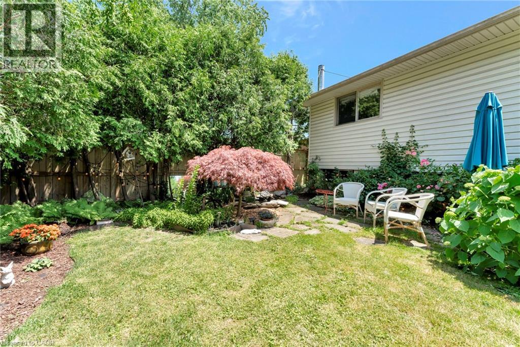 Photo 15 of 152 San Pedro Drive, Hamilton ON