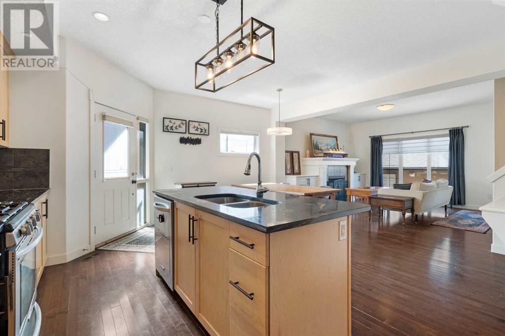 Single Family House for Sale in    Avenue NW Montgomery Calgary 