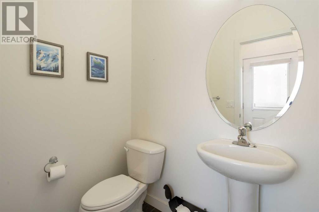 Single Family House for Sale in    Avenue NW Montgomery Calgary 