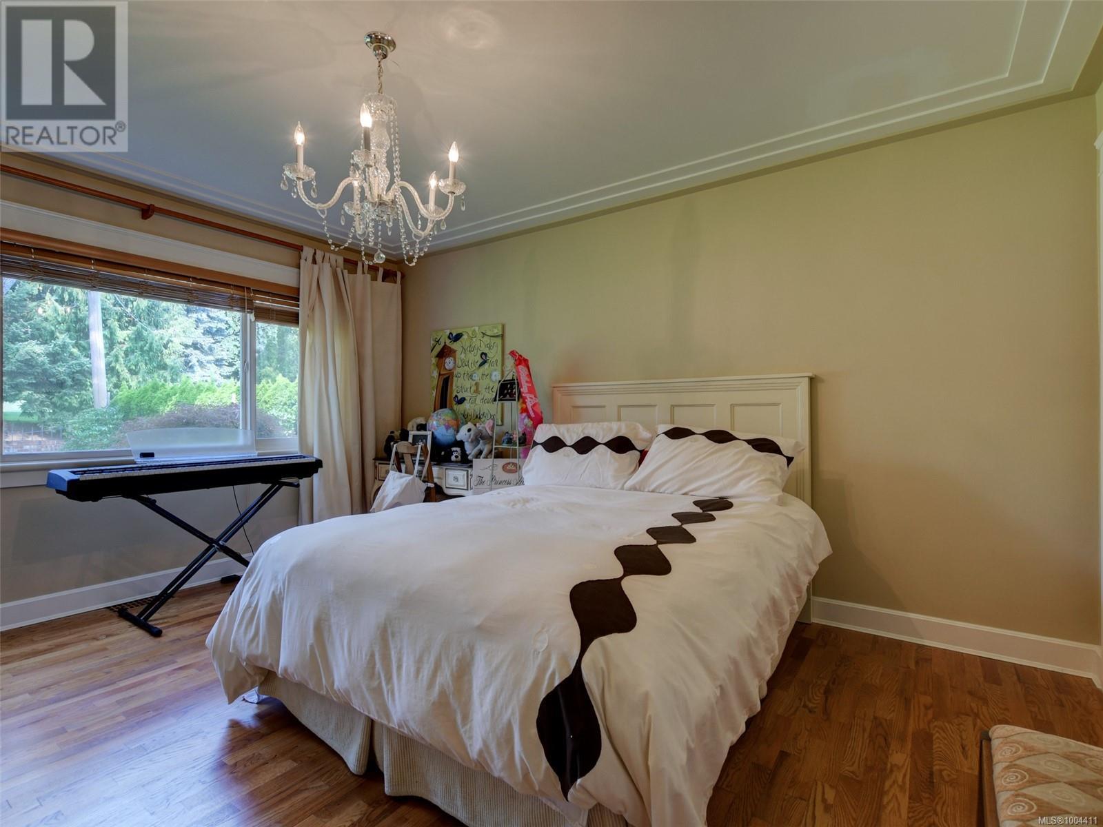 Photo 42 of 3465 Cadboro Bay Rd, Oak Bay BC