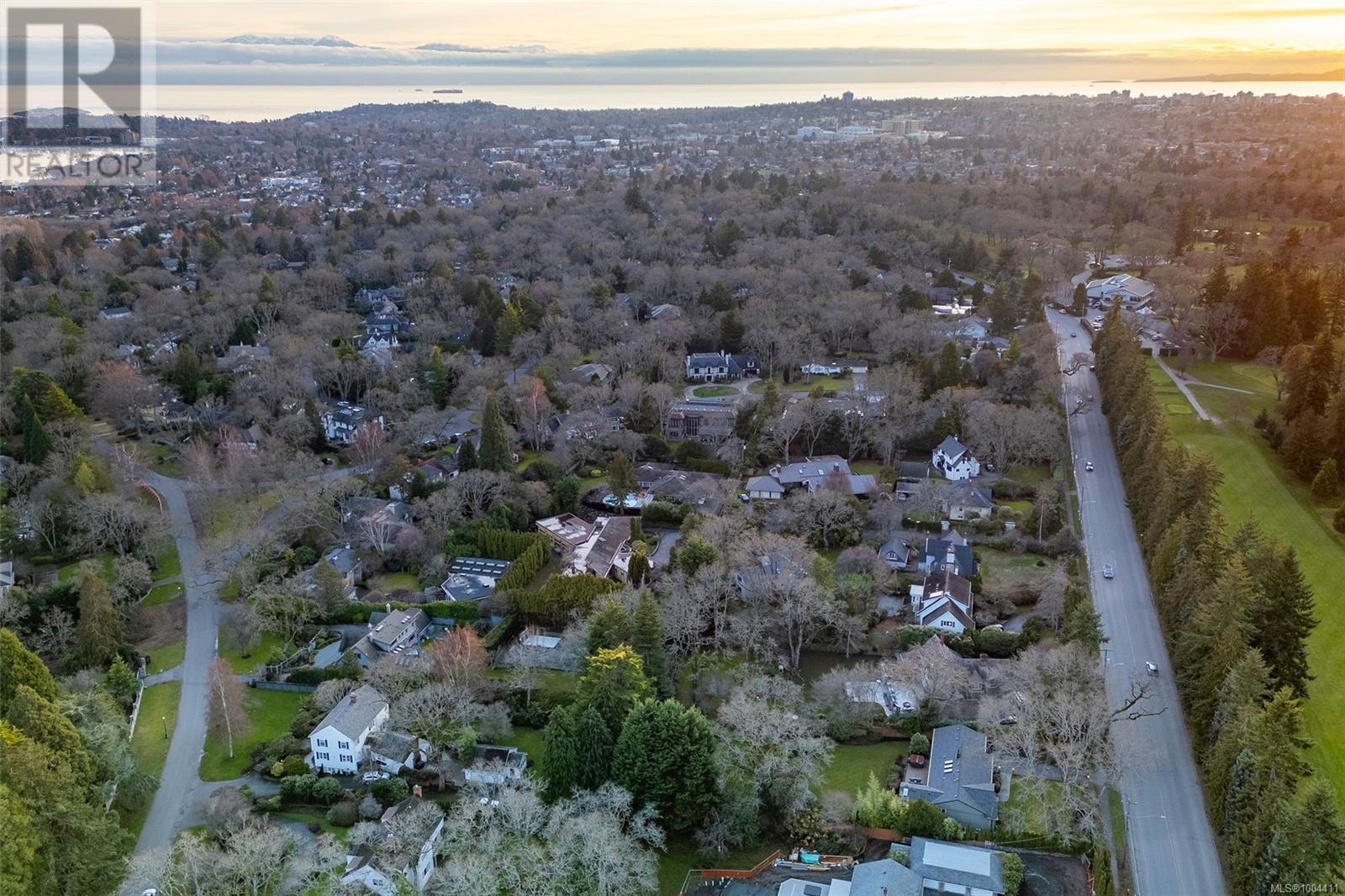 Photo 62 of 3465 Cadboro Bay Rd, Oak Bay BC