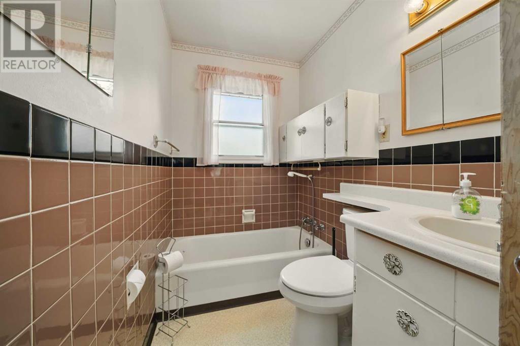 Single Family House Bungalow for Sale in   Street Mountview Red Deer 