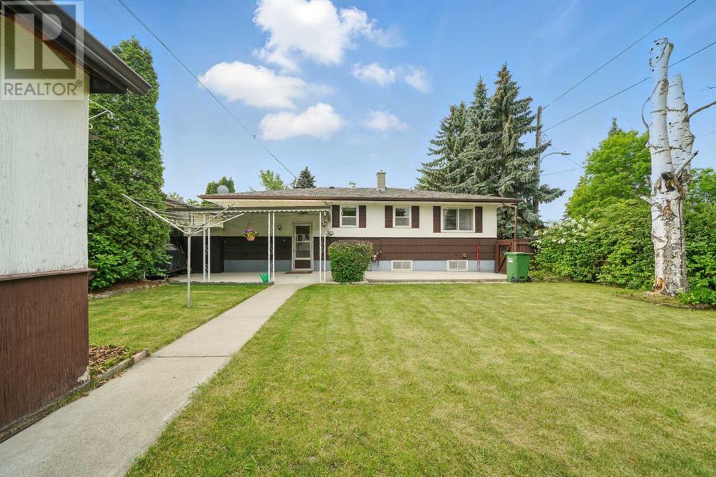 Single Family House Bungalow for Sale in   Street Mountview Red Deer 