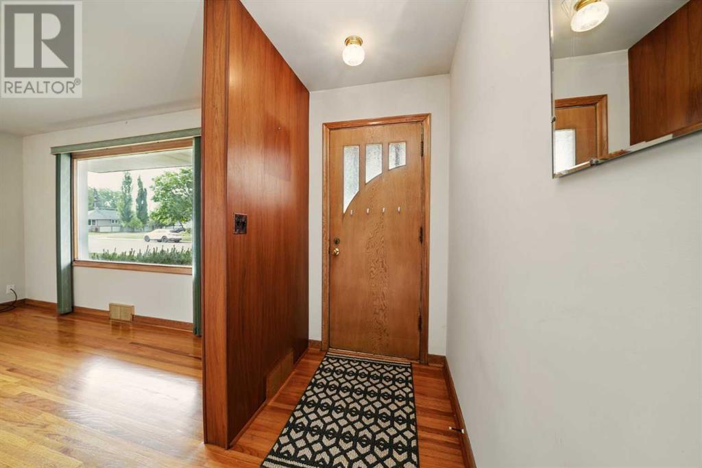 Single Family House Bungalow for Sale in   Street Mountview Red Deer 